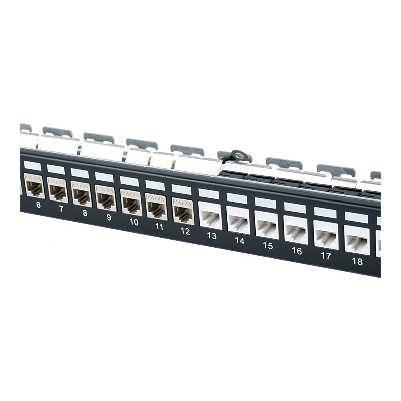 Rack vazio blindado de 24 portas 1U de 19 polegadas (com placa digital) SP-3245S-24P Rack vazio blindado de 24 portas 1U de 19 polegadas (com placa digital) SP-3245S-24P
